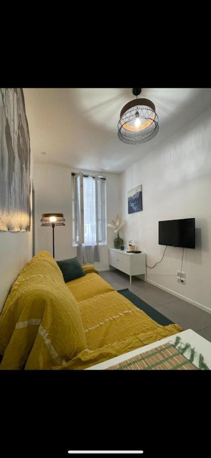 New! Charmant T2 Idealement Situe Au Coeur Du Centre Historique. Aix-en-Provence Luaran gambar